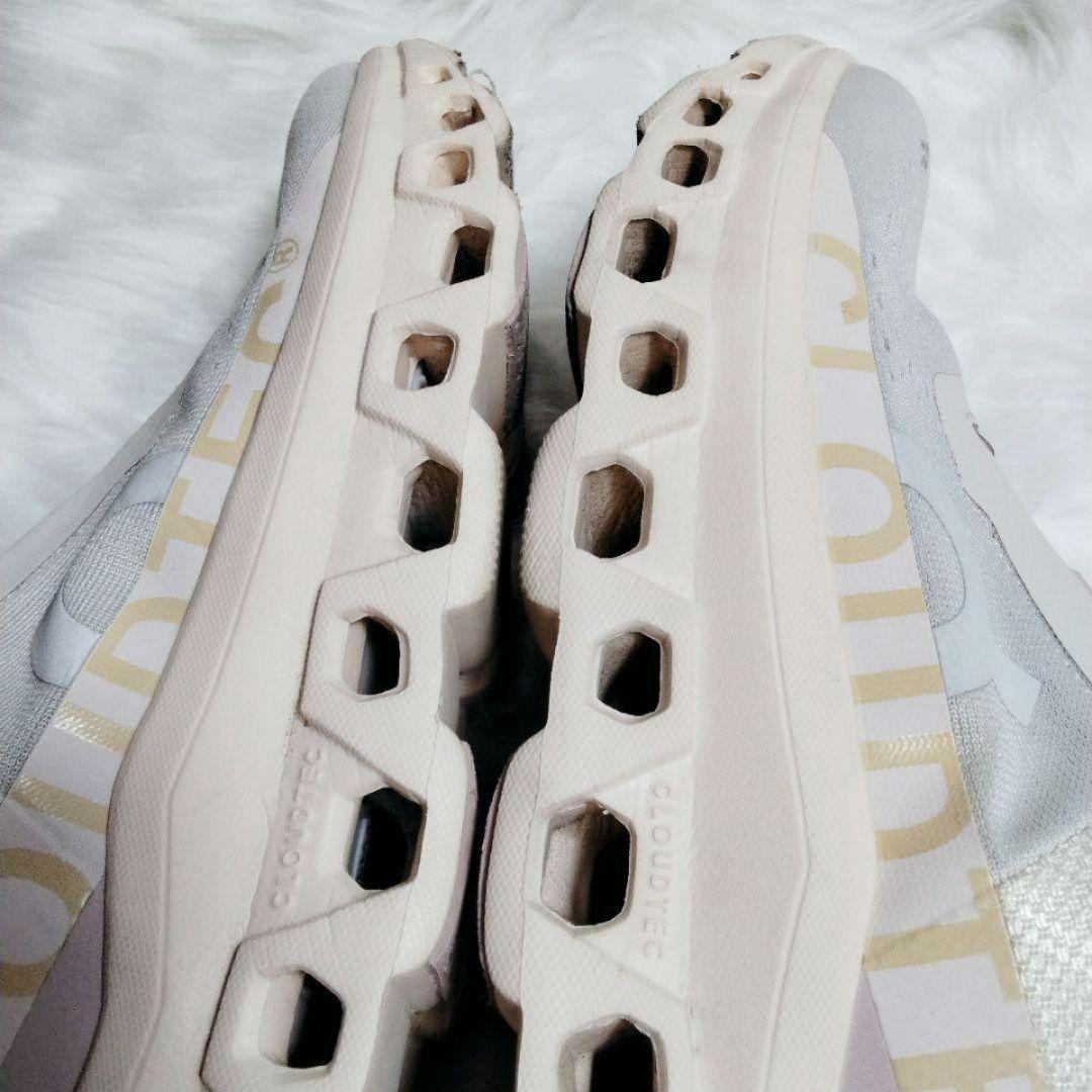 On オン クラウドモンスター スニーカー メッシュ 厚底 ピンクベージュ