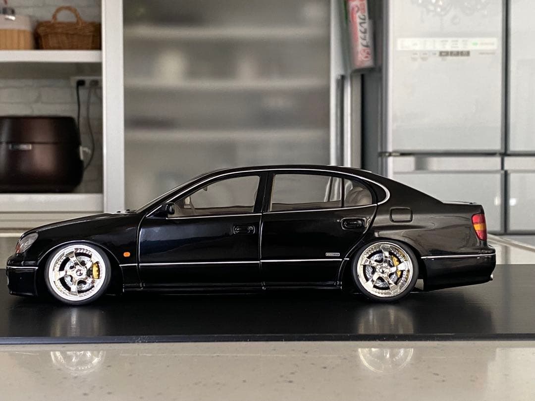 1/18 アリスト　スタンス19インチ　 ローダウンカスタム　オートアート