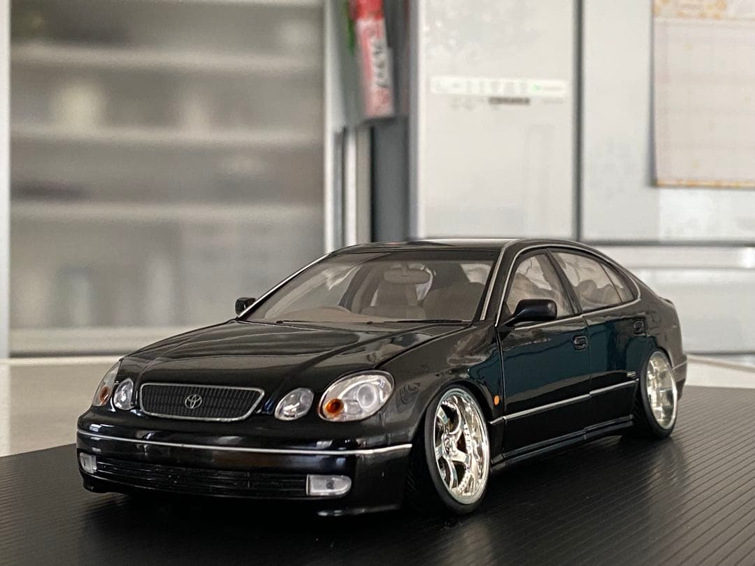 1/18 アリスト　スタンス19インチ　 ローダウンカスタム　オートアート