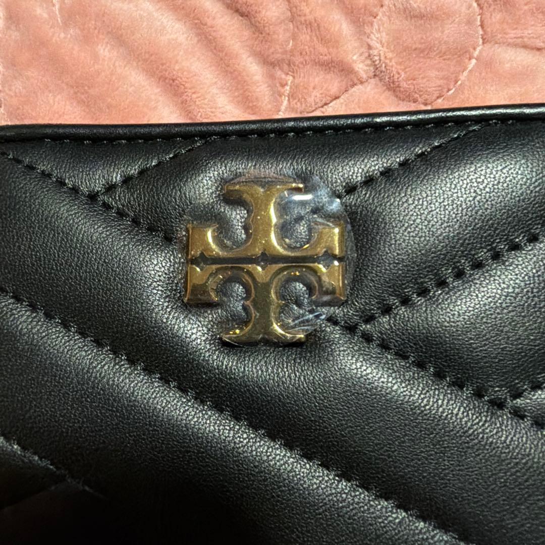 【mo⭐︎mo】Tory Burch ブラック 二つ折り財布