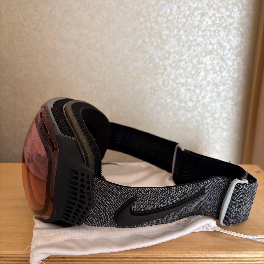 16/17 NIKE ナイキ COMMAND コマンドモデル