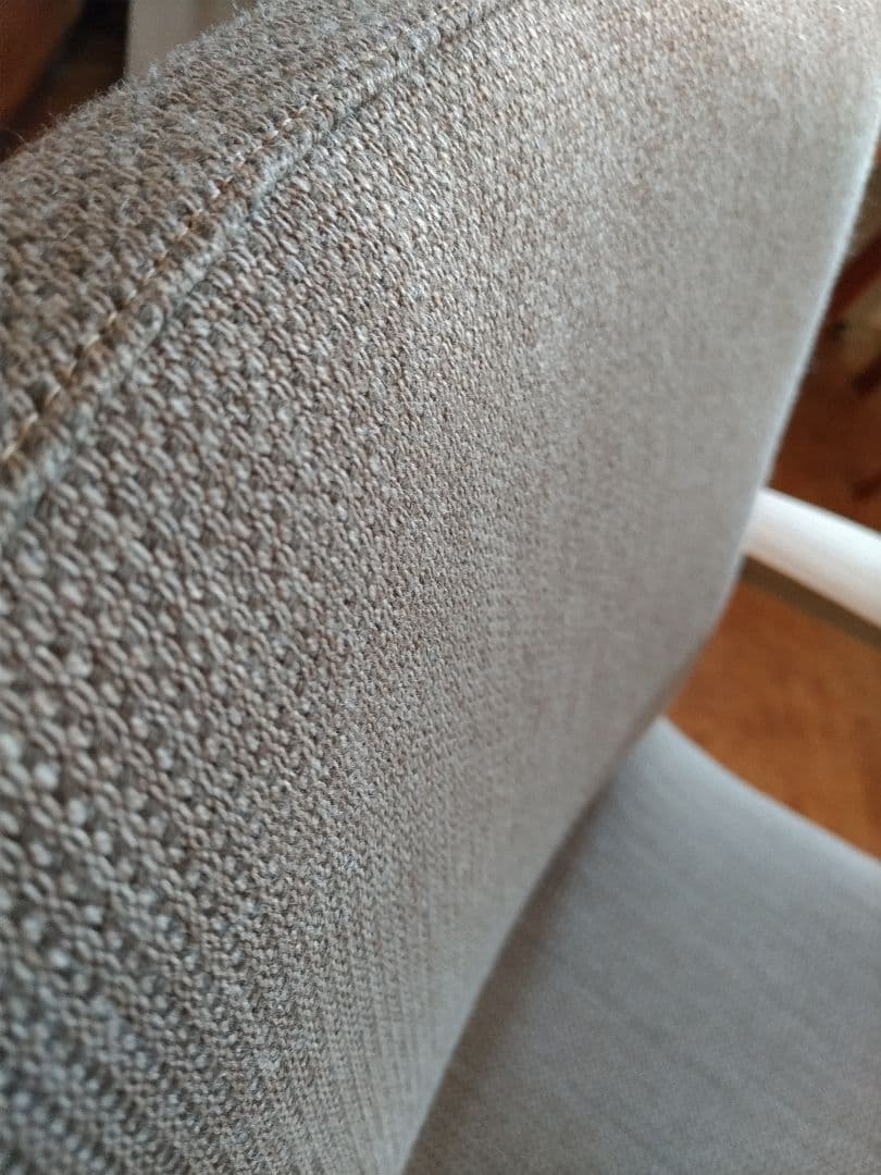 カリモクKarimoku家具・肘付食堂椅子