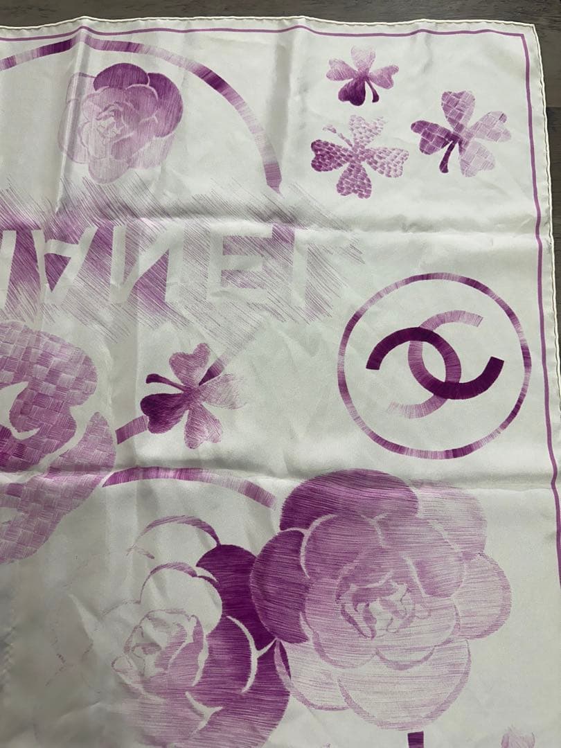 T*P様 美品！CHANEL 花柄スカーフ 紫 約86cm x 86cm