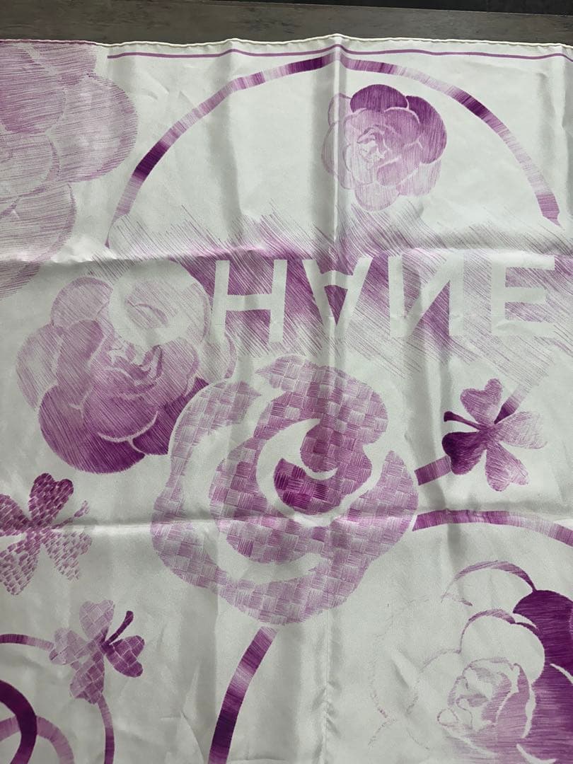 T*P様 美品！CHANEL 花柄スカーフ 紫 約86cm x 86cm