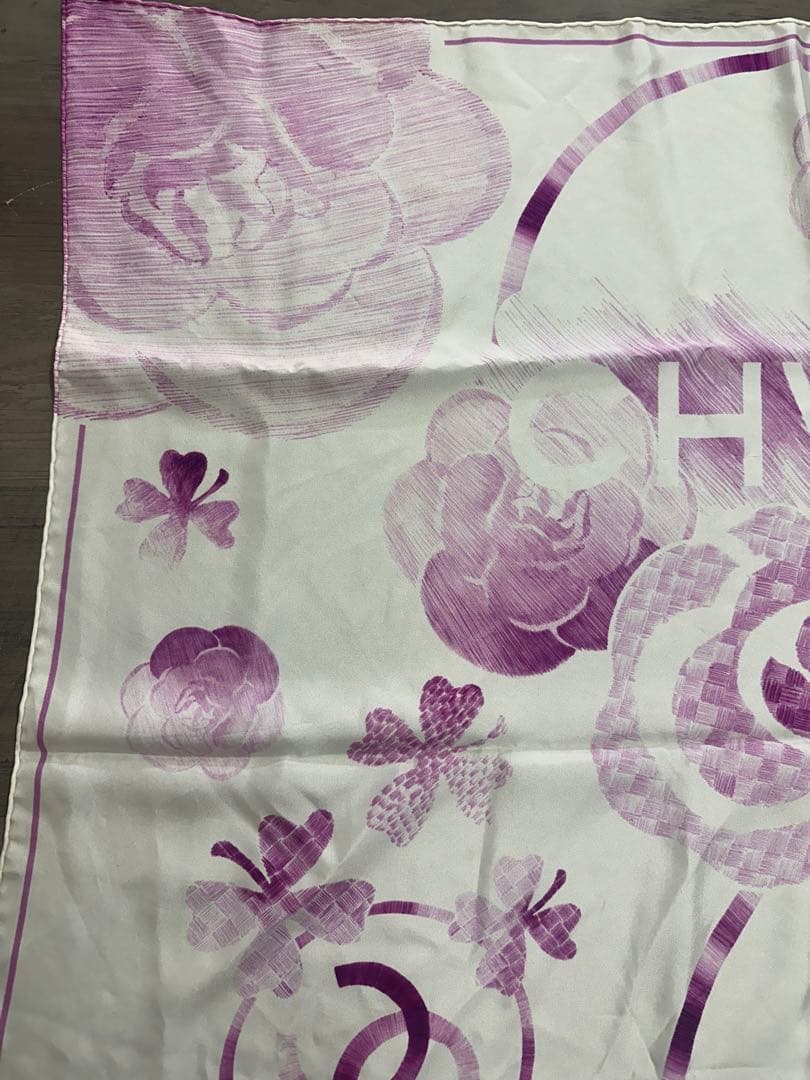 T*P様 美品！CHANEL 花柄スカーフ 紫 約86cm x 86cm