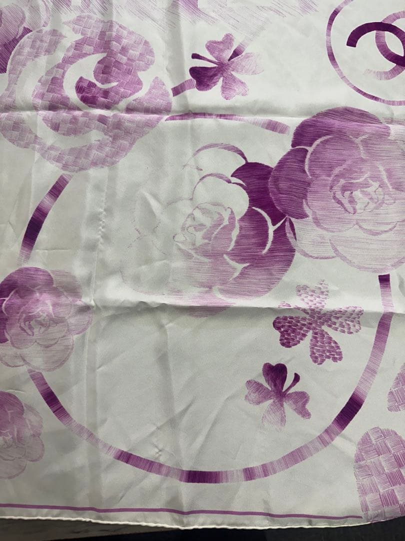 T*P様 美品！CHANEL 花柄スカーフ 紫 約86cm x 86cm
