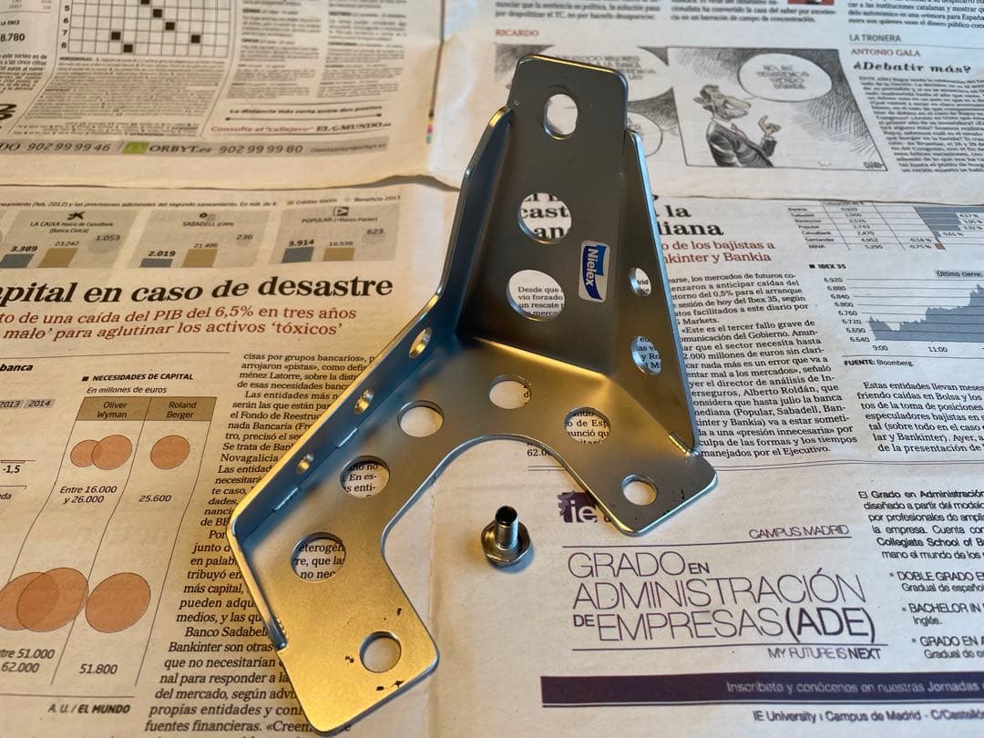 ニーレックス・マスターシリンダーガセット（NA6ロードスター用）