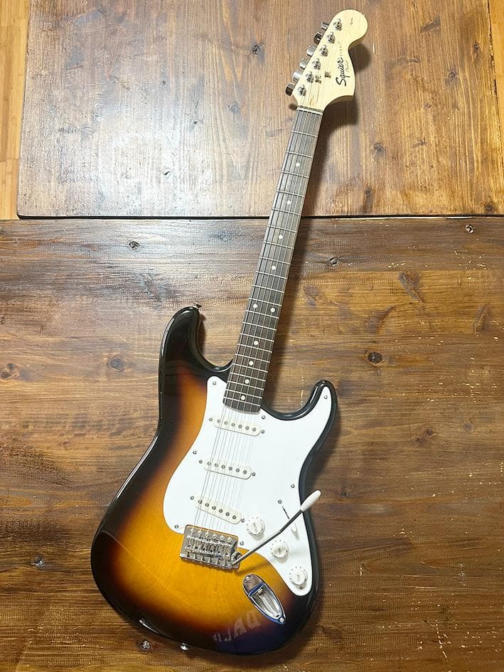 Squire by Fender Affinity ストラト　スクワイヤー