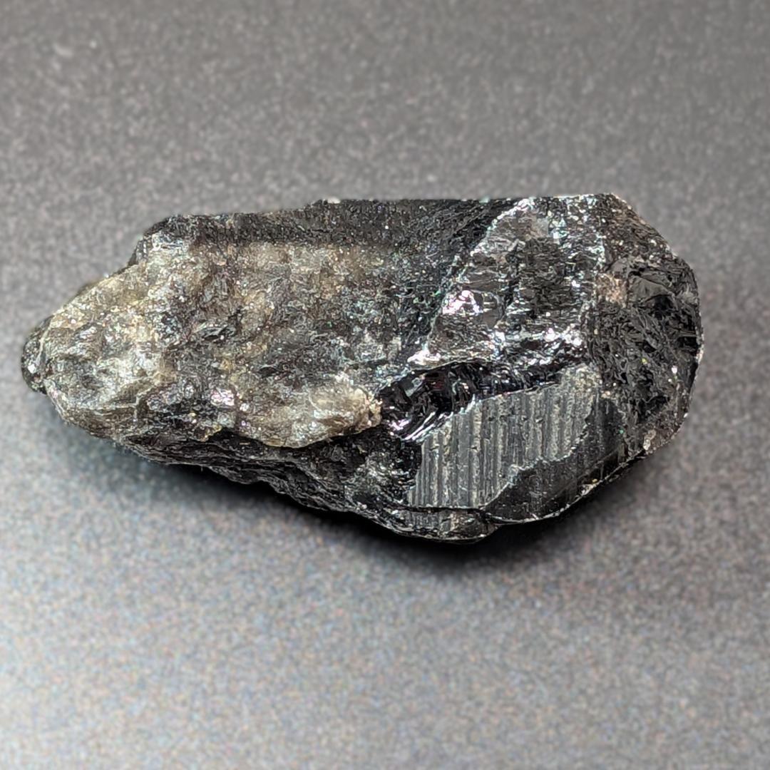 モリオン 原石 山東省産 黒水晶 53g お守り パワーストーン 玄関に置くと吉