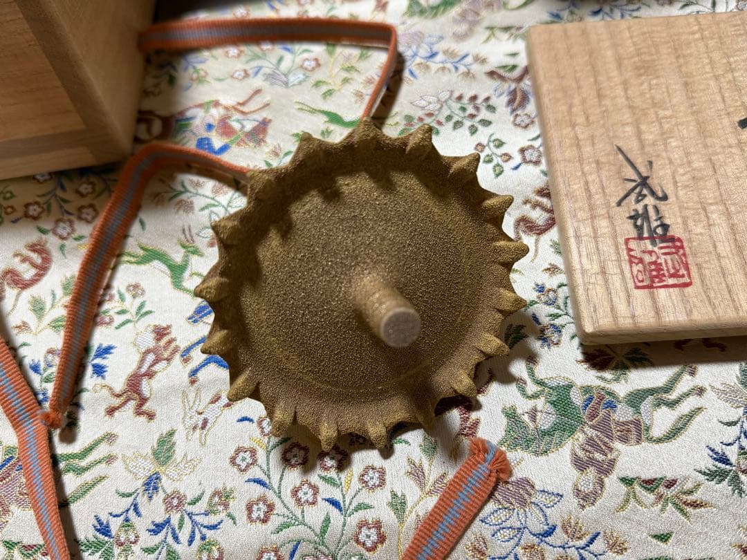 小川武雄 最上位作 雨上り香合