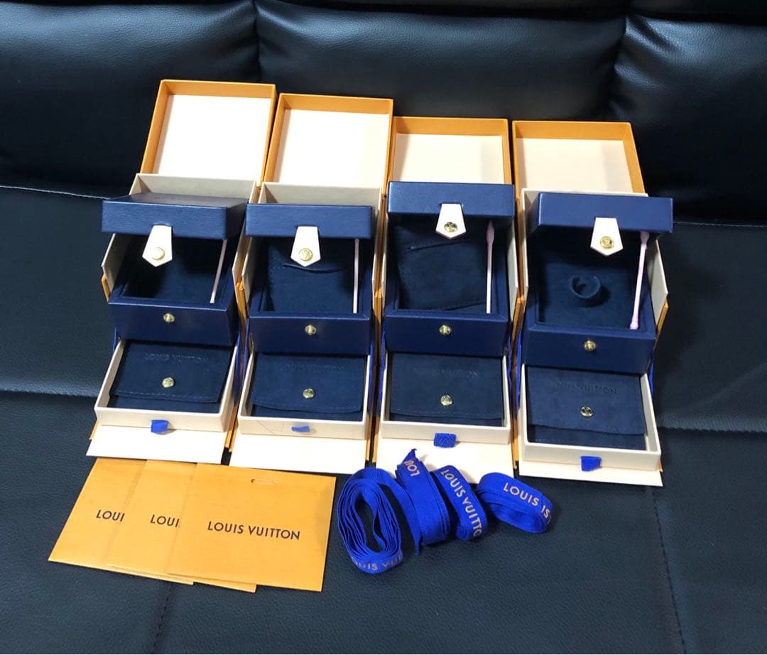 ルイヴィトン　ジュエリーケース　アクセサリーボックスケース　リング　ネックレス