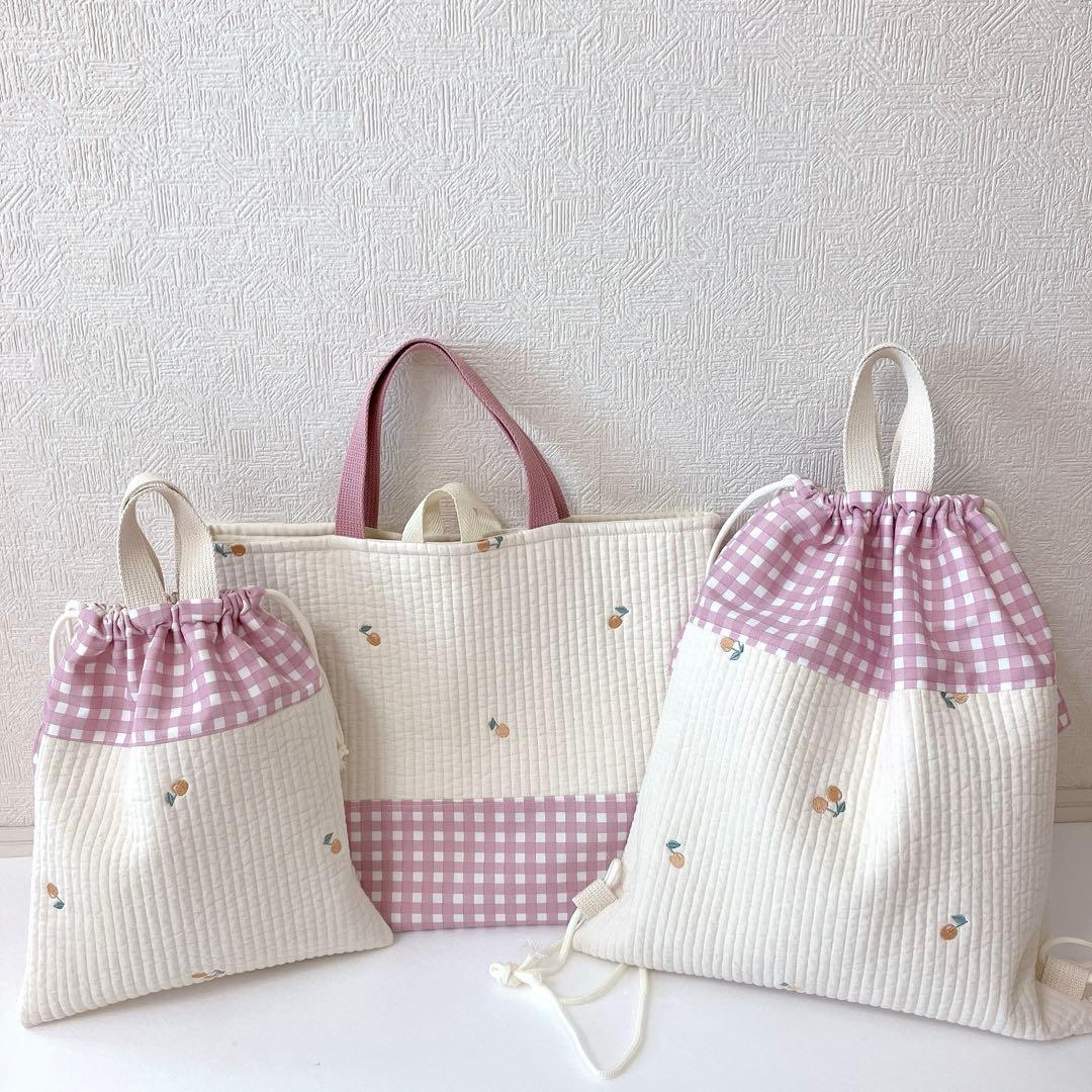レッスンバッグ ナップサック　巾着袋ヌビ　さくらんぼ刺繍