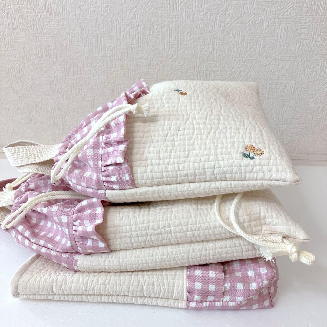 レッスンバッグ ナップサック　巾着袋ヌビ　さくらんぼ刺繍