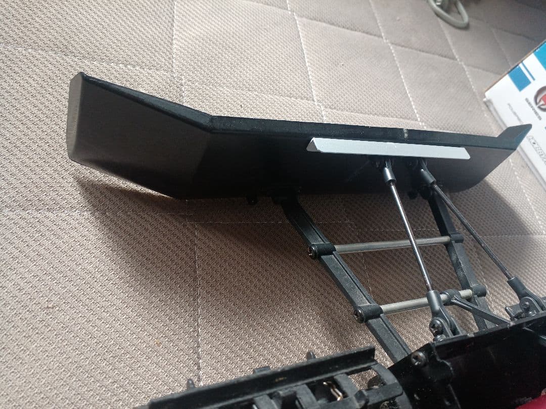 京商ブリザードSR・ブラシレスモーター仕様！　ジャンク品