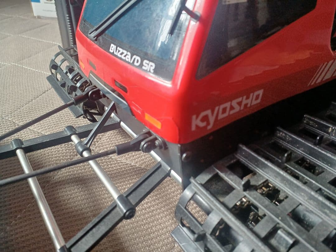 京商ブリザードSR・ブラシレスモーター仕様！　ジャンク品