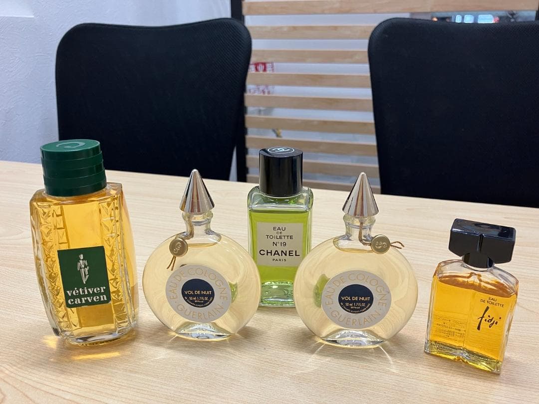 ANARKIA　香水まとめ売り　未使用中古　計５本ゲラン　シャネル　ベテ