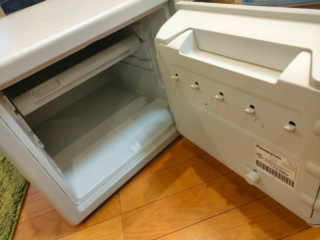 オフィス家具 Sentrysafe JF082ET