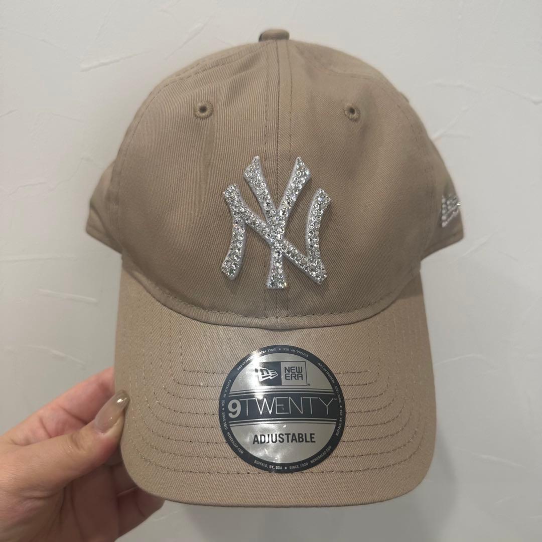 NEWERA　スワロフスキー　デコキャップ　ユニセックス　NYベージュ