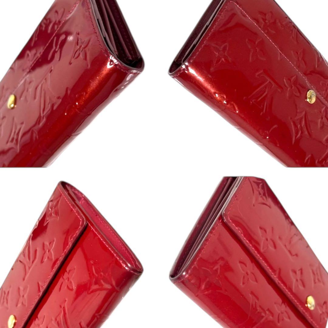 ルイヴィトン ポルトフォイユサラ 二つ折り財布 長財布 ヴェルニ モノグラム 赤