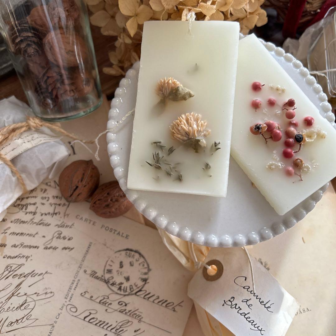 card_ya 蜜蝋のボタニカルタブレット キャンドル