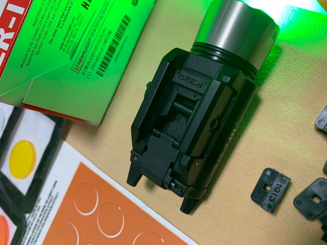 個人装備 STREAMLIGHT TLR-1 HL