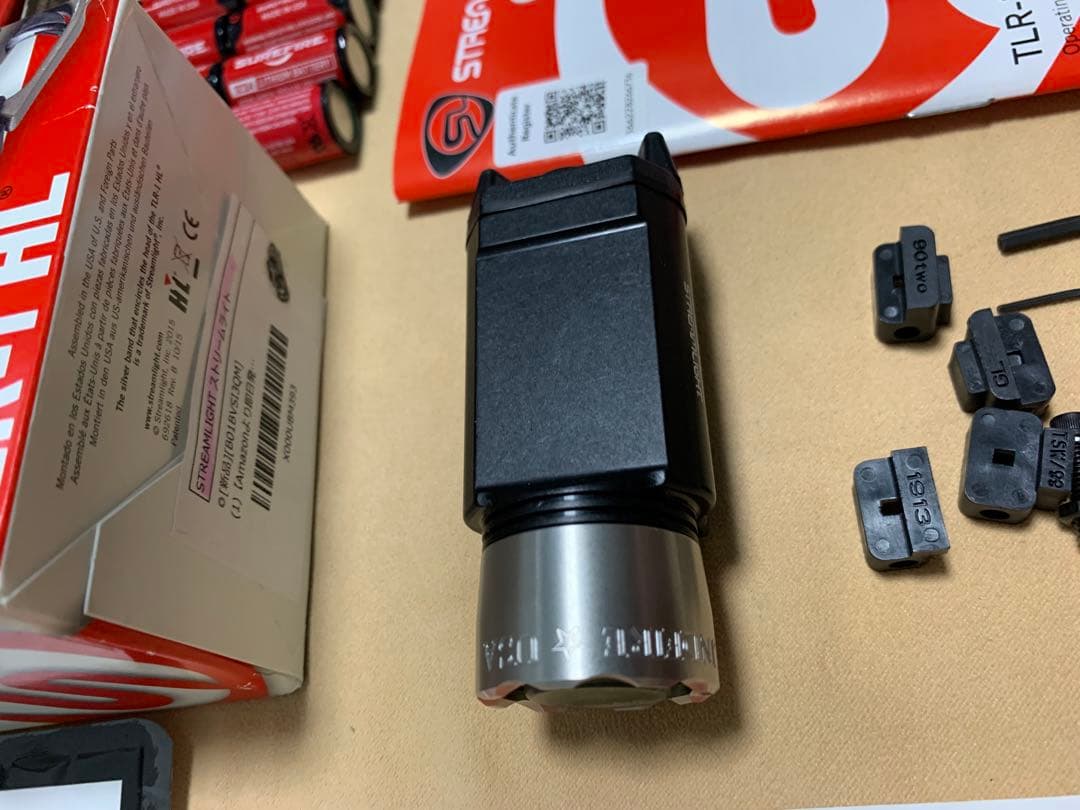 個人装備 STREAMLIGHT TLR-1 HL