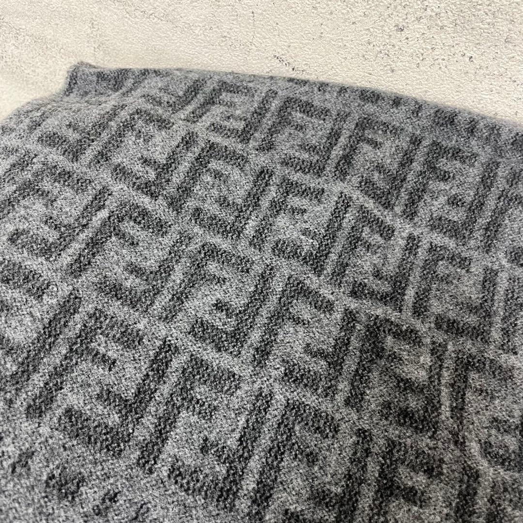 FENDI フェンディ　マフラー　ストール　ズッカ　リバーシブル　ブラック