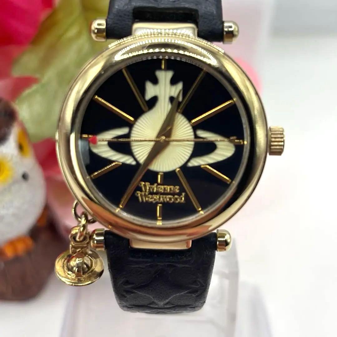 稼働品☆　ヴィヴィアンウエストウッド　オーブ　レディース腕時計