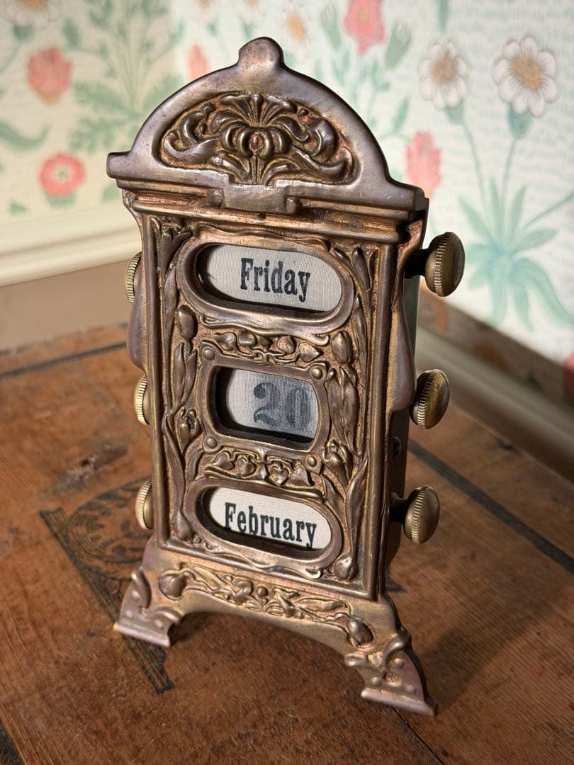 万年カレンダー パーペチュアルカレンダー