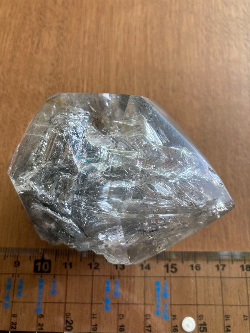 水入り水晶　秘蔵品　台座付き