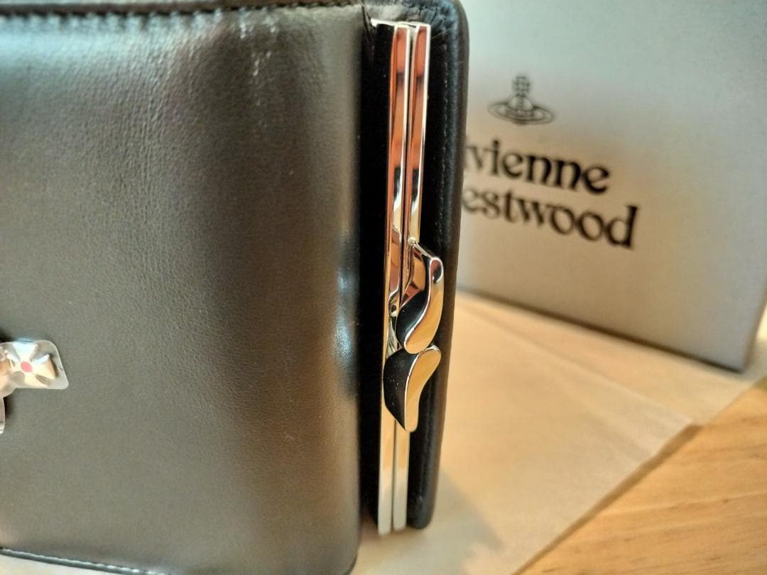 【新品未使用】 Vivienne Westwood 三つ折り財布