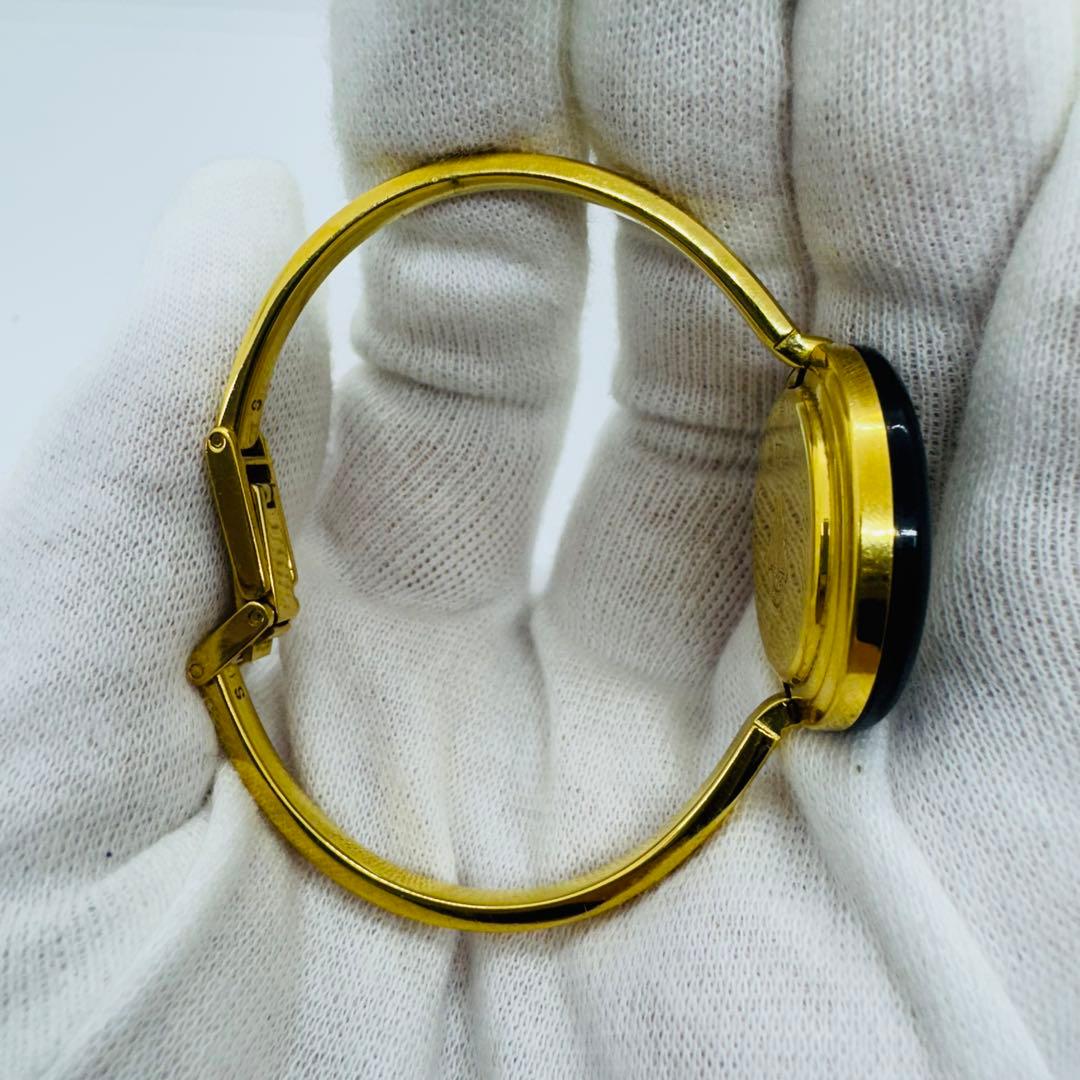 ✨GUCCI✨グッチ✨チェンジベゼル✨ホワイト文字盤✨ゴールド✨クォーツ✨腕時計