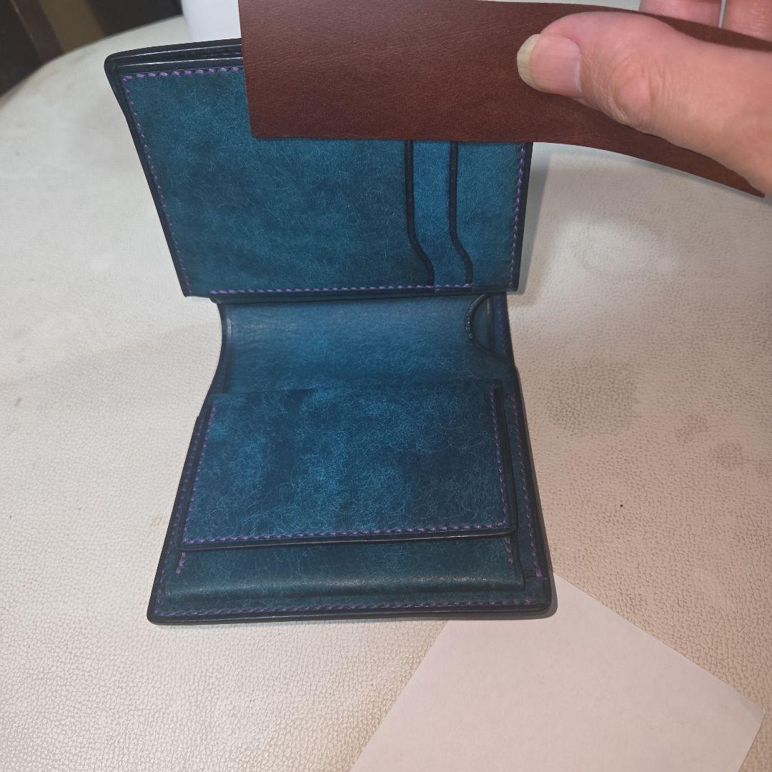 マルゴーレザー　２つ折り財布