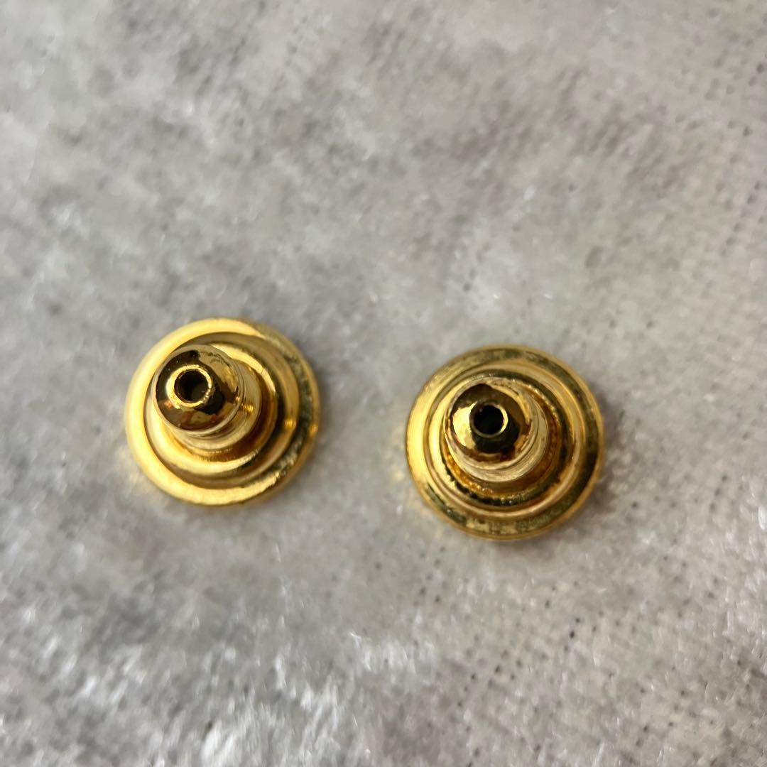 ヴァレンチノガラバーニ ゴールド Vロゴ パール ピアス