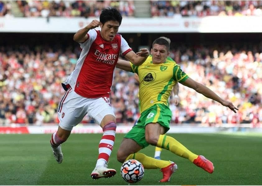 【送料無料】 アーセナル　冨安健洋　オーセンティック ホーム （M）