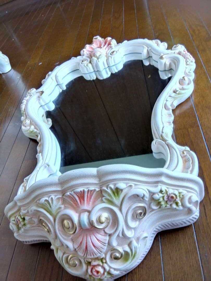 ロココ調　姫系ロマンチック壁掛けミラー　中古