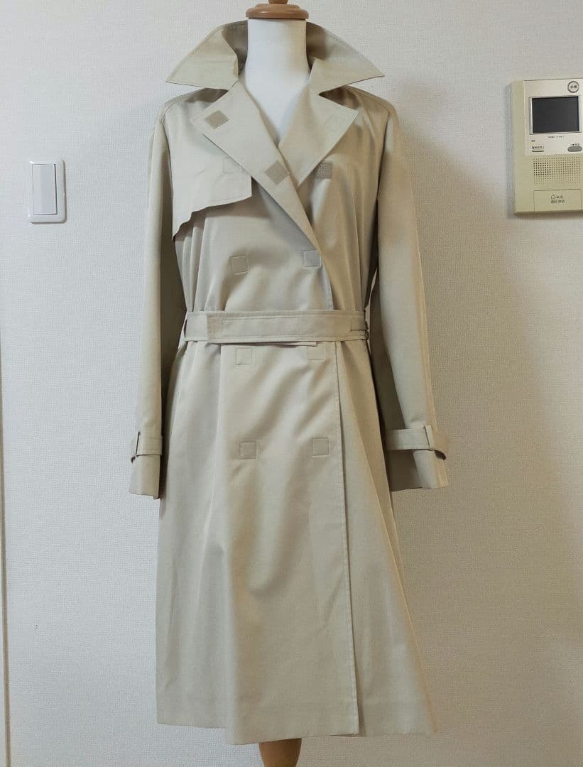 美品　GIVENCHY　40サイズ　トレンチコート