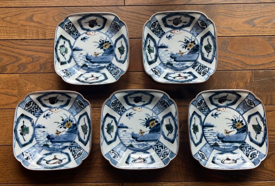 【宮内庁御用窯】 四方皿揃 染色桃花花鳥文 / 山本長左 （木箱入り）5枚揃い