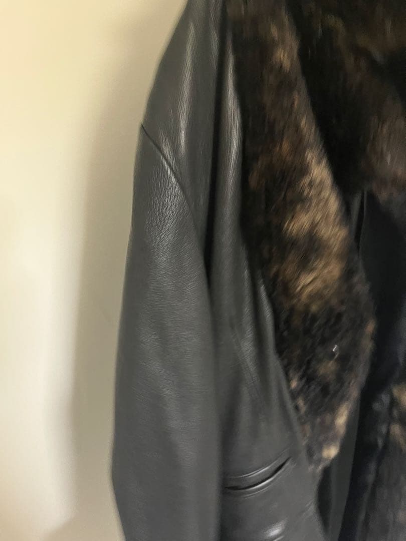 【激レア】日本限定5着定価50万　エンポリオアルマーニ　ファーコート　yuri様