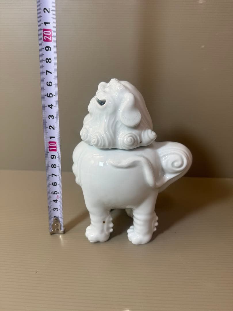 2905 無形文化財　平戸　三川内焼　白磁獅子　香炉　陽山松太郎作