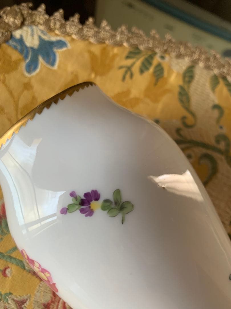 ロイヤルコペンハーゲン　レアな1880年代のサクソンフラワー花瓶！