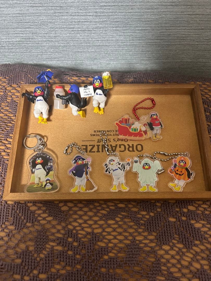 つば九郎クルーグッズ・通常グッズ約15点