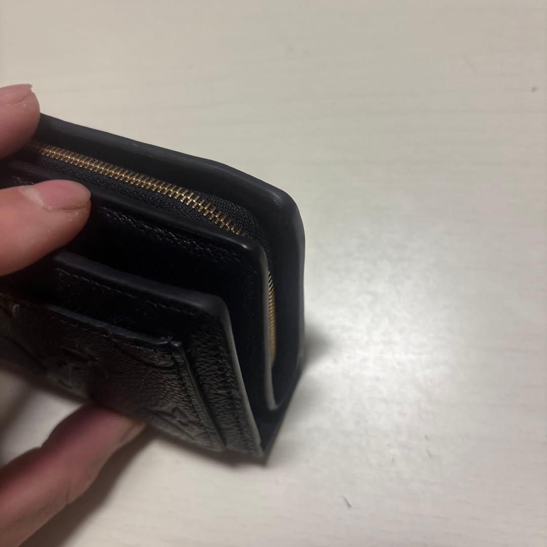 現行モデル　美品ルイヴィトン　ポルトフォイユクレア