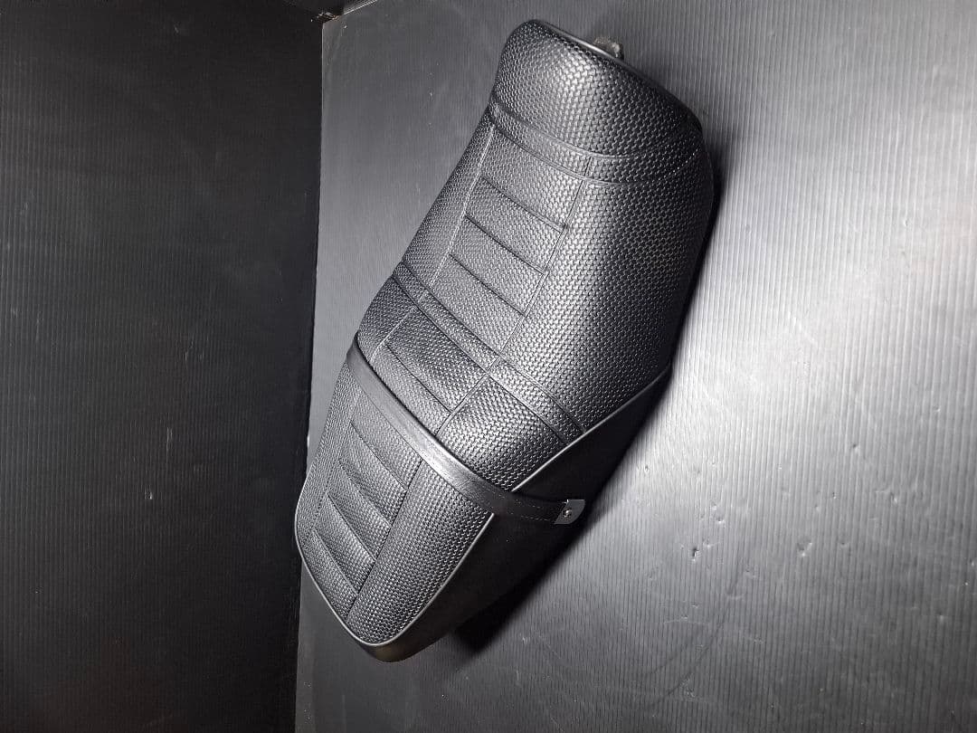 1994年式　ZRX400純正シート