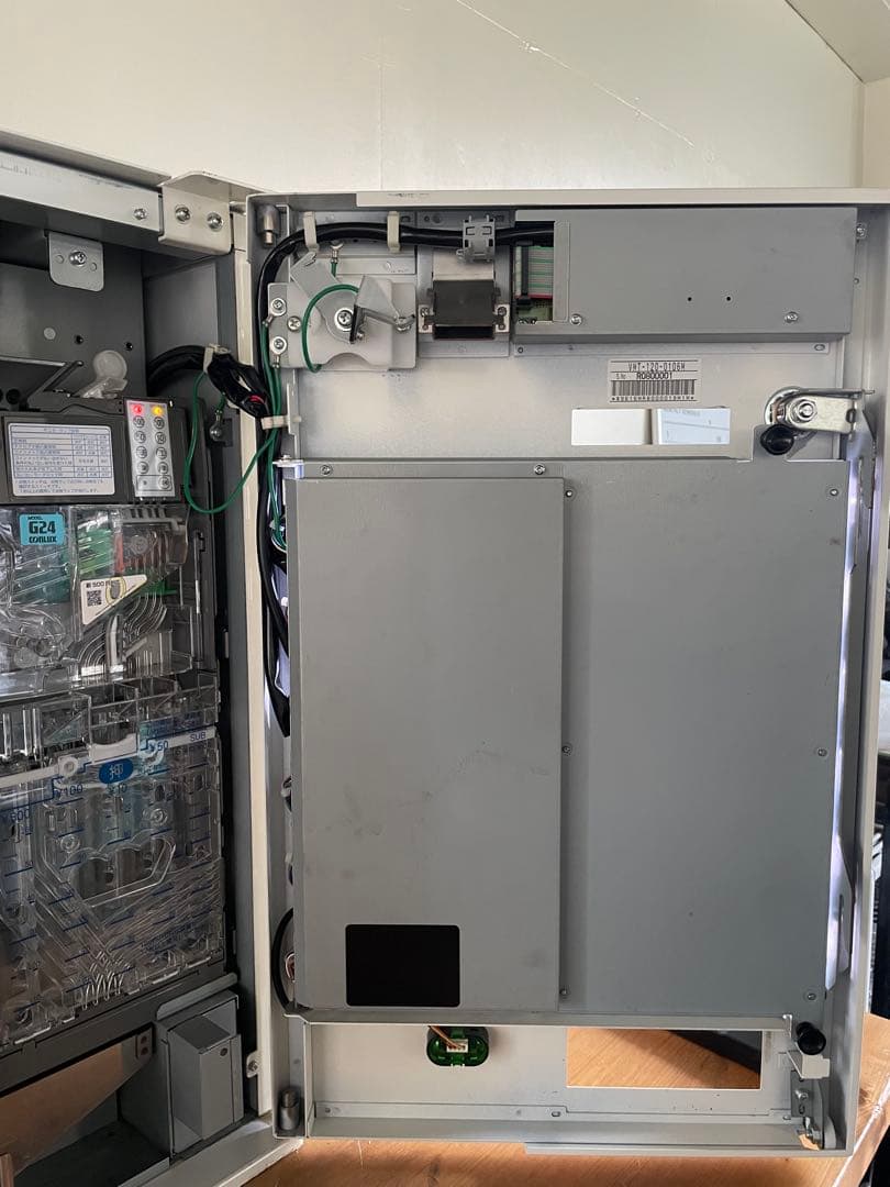 Operal 自動販売機 1000円札専用