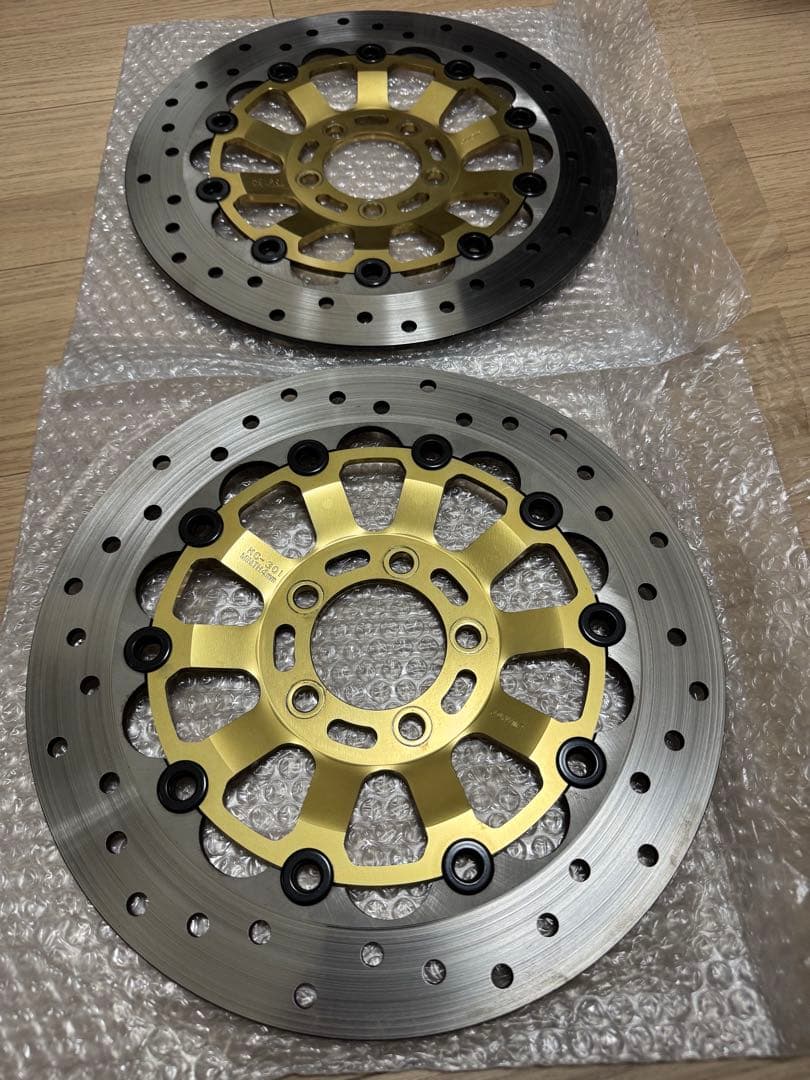 サンスターカスタムフロントディスク―カワサキ用KC-301 美品、使用距離少
