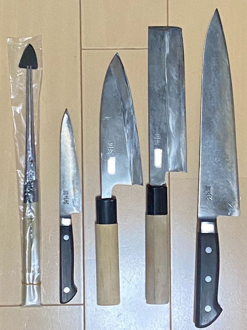 包丁セット　ケース　カギ付き