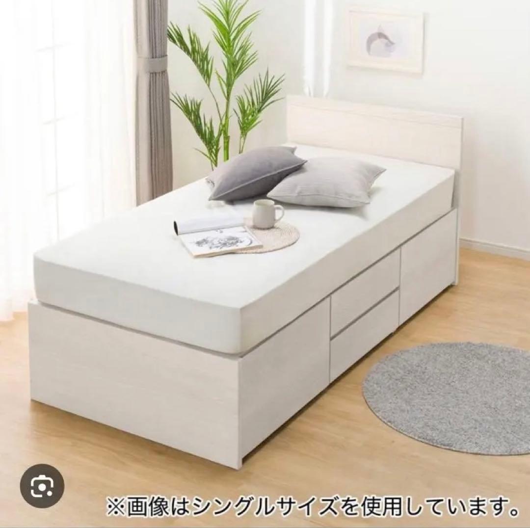 ニトリ　セミダブルベッドフレーム（ジオ チェスト40J WW）