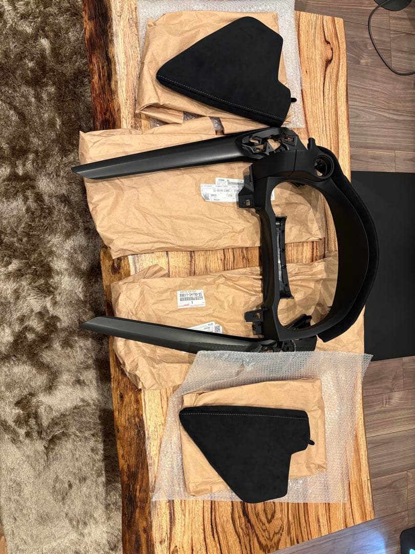 ＩＳ５００新車外しメーターフードＰＰコンソールパネル