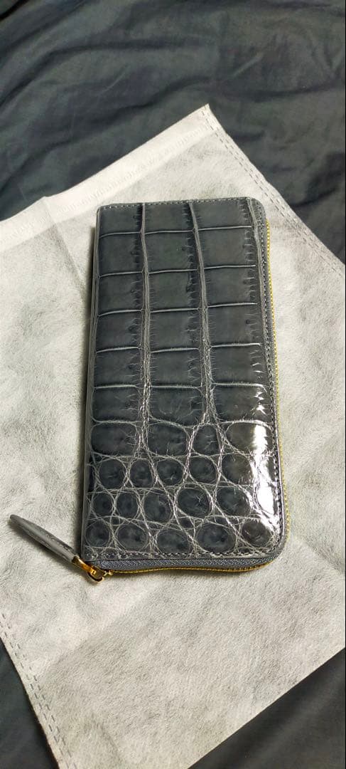 新品未使用　クロコダイル　シャイニング加工　特Sランク　グレー　ラウンド　長財布